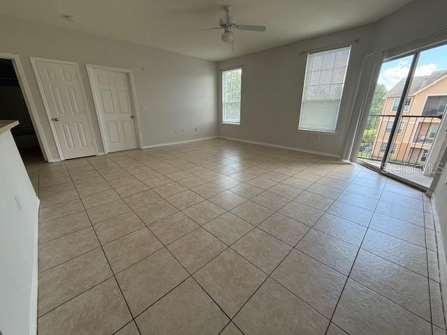 Image 4 of 11 For 2000 Erving Circle 303