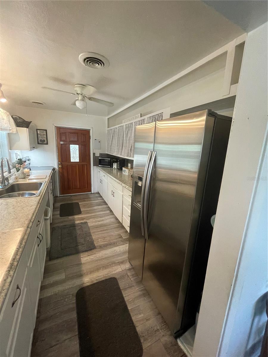 Image 12 of 88 For 578 3rd Street