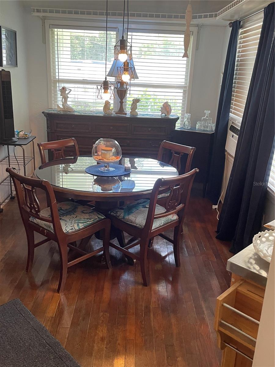 Image 20 of 88 For 578 3rd Street