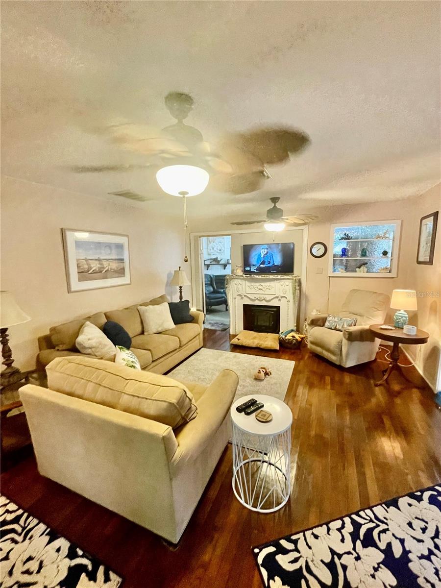 Image 31 of 88 For 578 3rd Street
