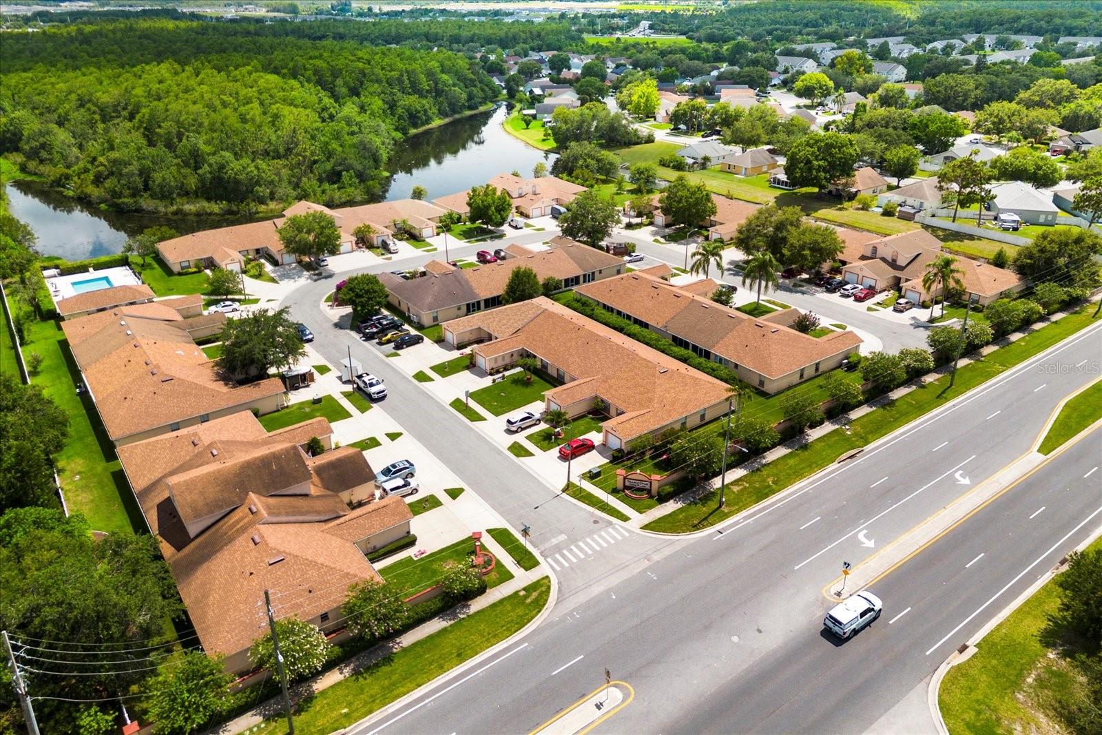 Image 27 of 31 For 3404 Village Green Court