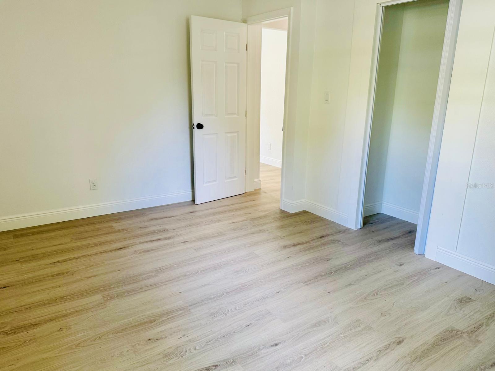 Image 11 of 18 For 38706 8th Avenue