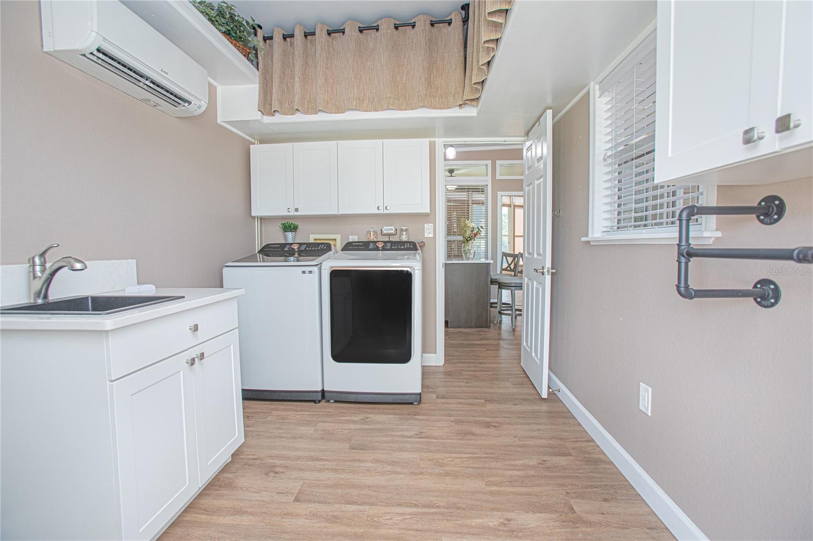 Image 21 of 44 For 110 Windsong Way 110