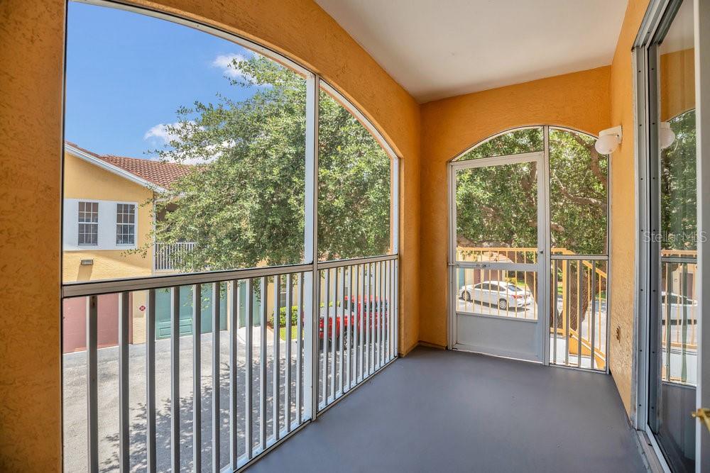 Image 25 of 44 For 12414 Baleria Cove 104