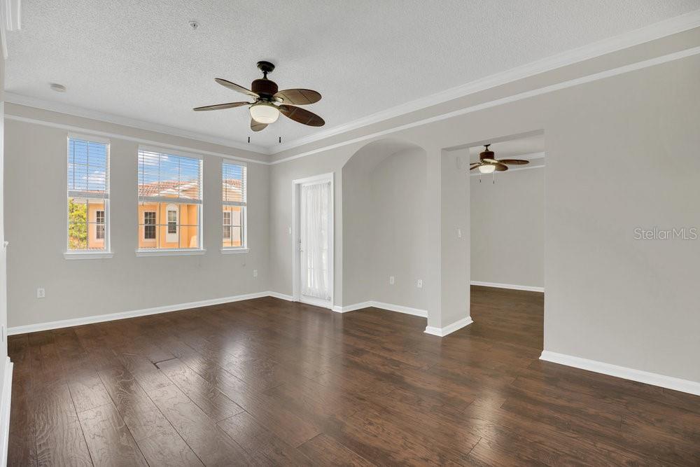Image 7 of 44 For 12414 Baleria Cove 104