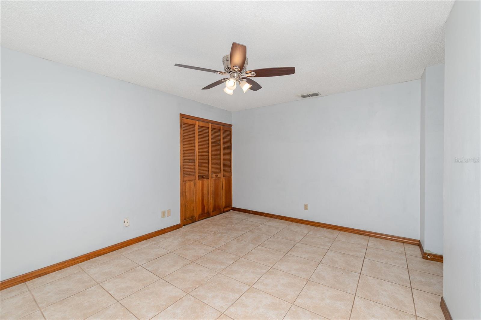 Image 12 of 25 For 1007 Glendale Street