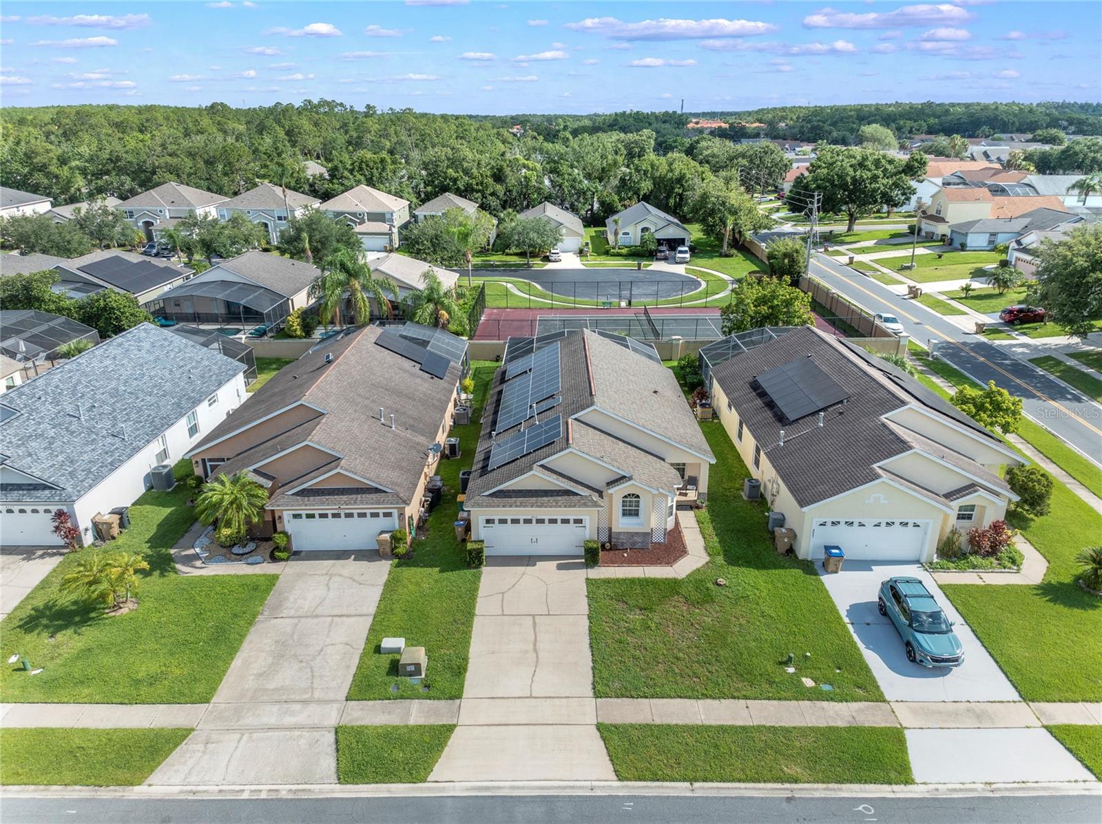Image 18 of 20 For 4533 Oakbrook Court