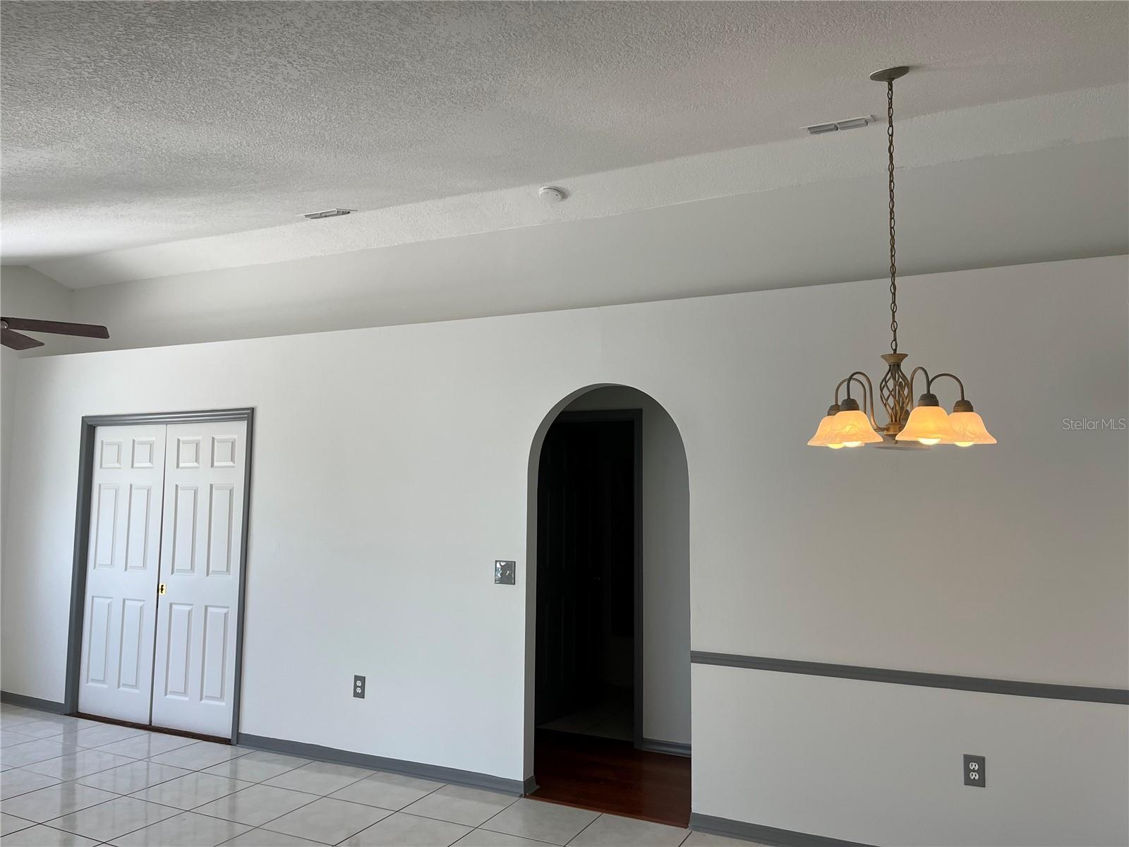 Image 50 of 55 For 2421 Queenswood Circle