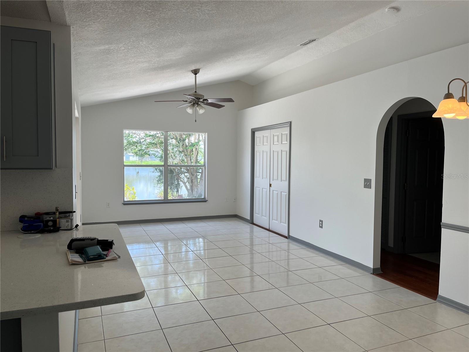 Image 51 of 55 For 2421 Queenswood Circle