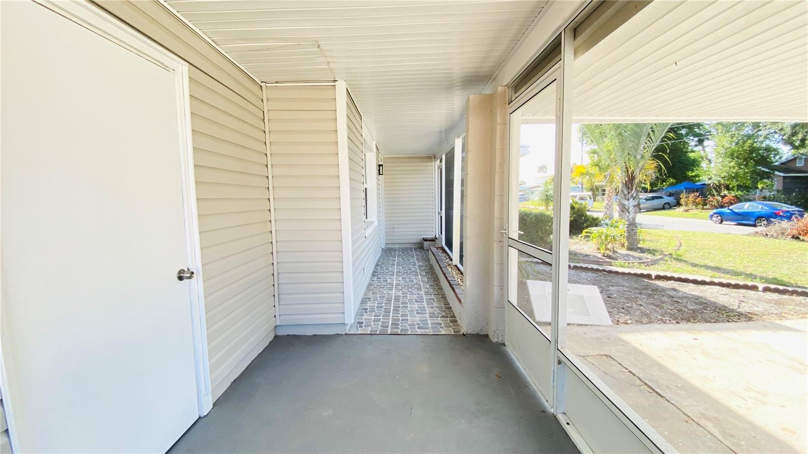 Image 4 of 26 For 135 Beverly Street