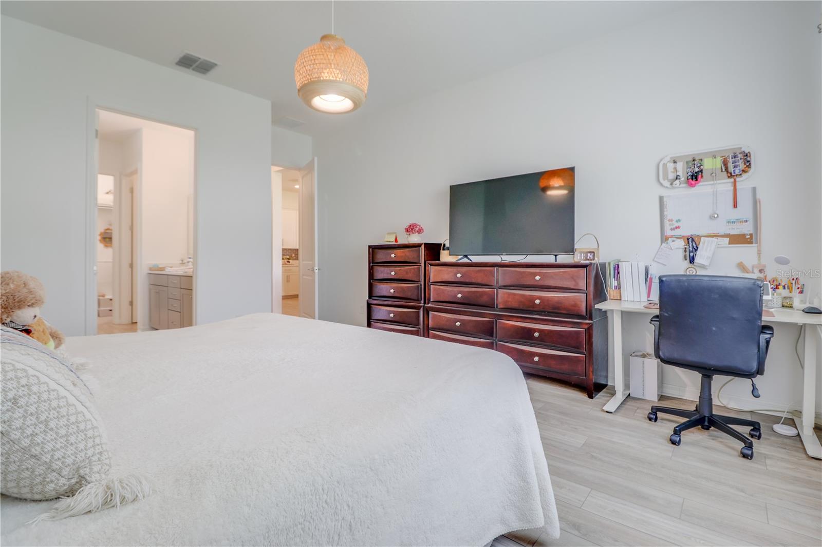 Image 14 of 43 For 10520 Petrillo Way