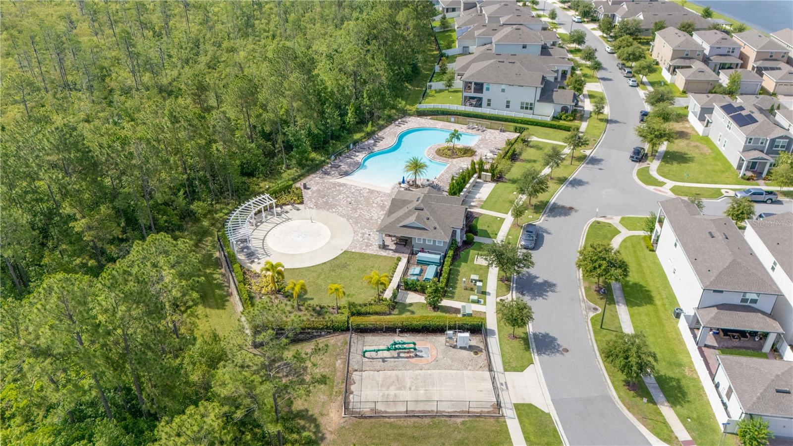 Image 33 of 43 For 10520 Petrillo Way