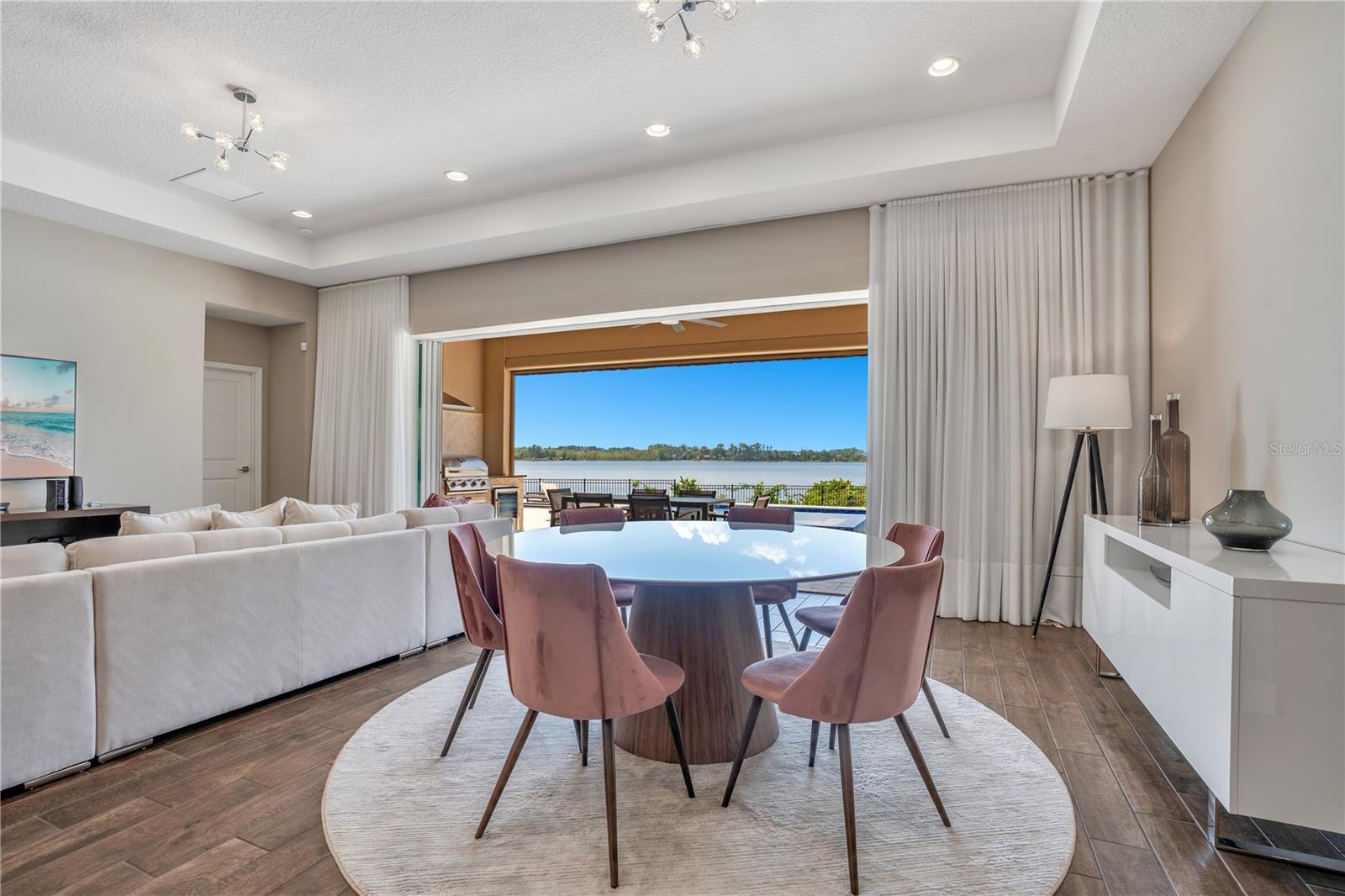 Image 22 of 68 For 15050 Sunstar Way
