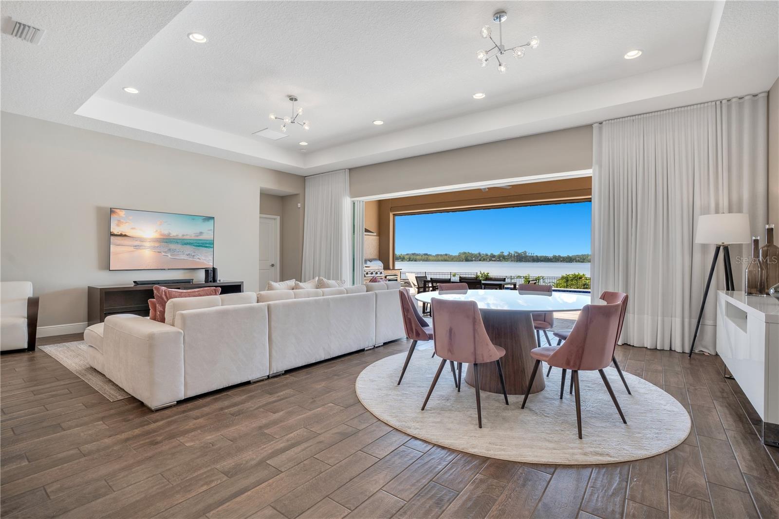 Image 23 of 68 For 15050 Sunstar Way