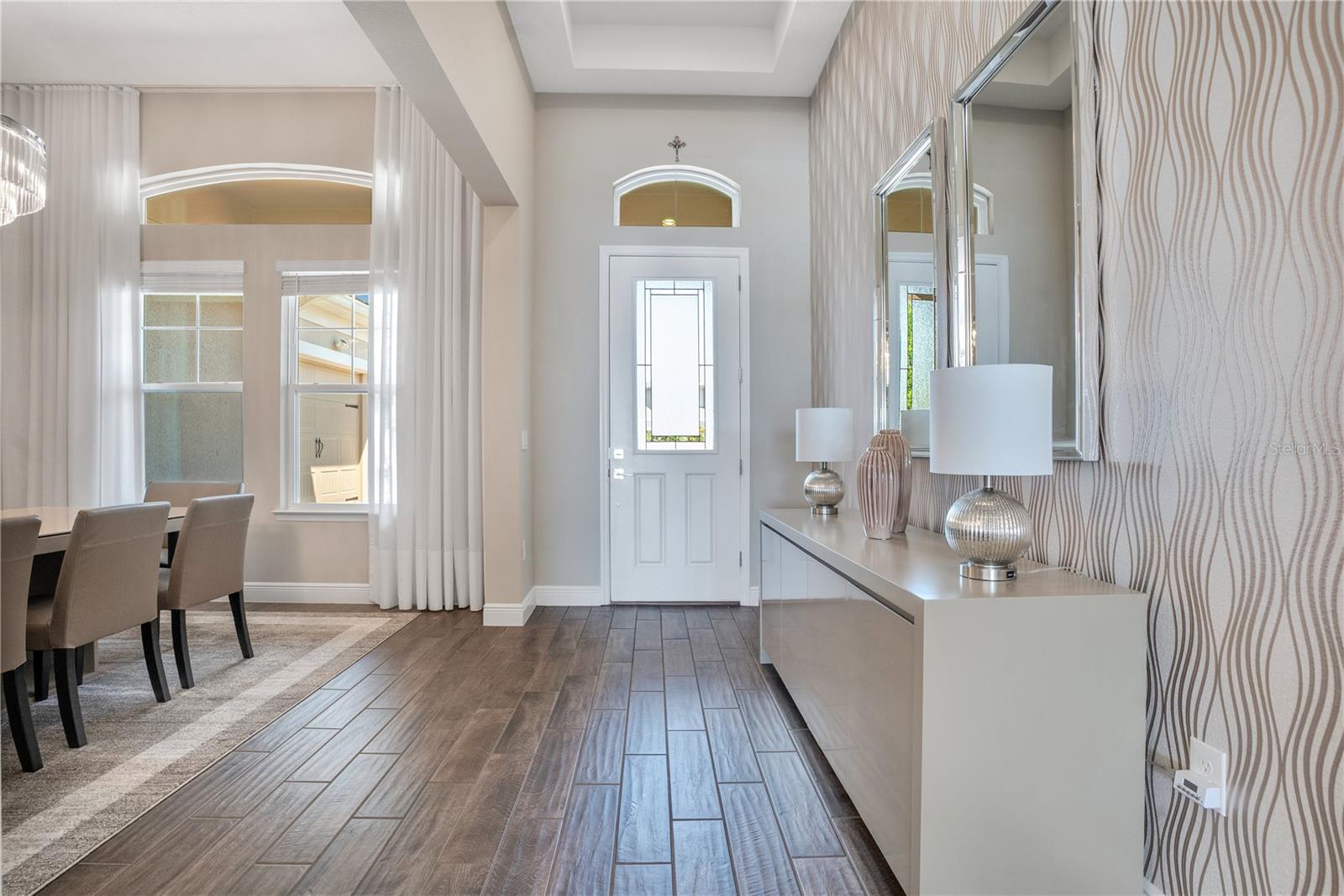 Image 4 of 68 For 15050 Sunstar Way