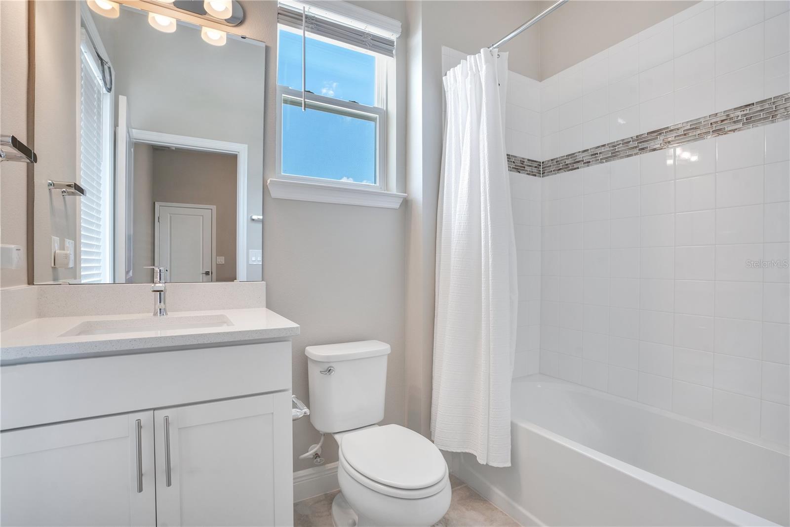 Image 43 of 68 For 15050 Sunstar Way