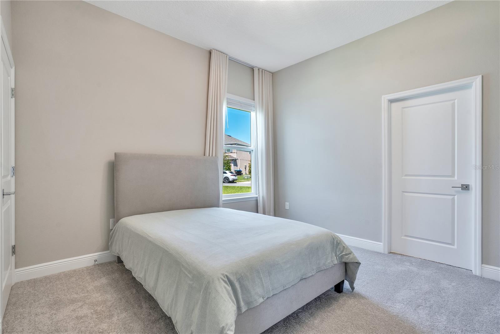 Image 50 of 68 For 15050 Sunstar Way