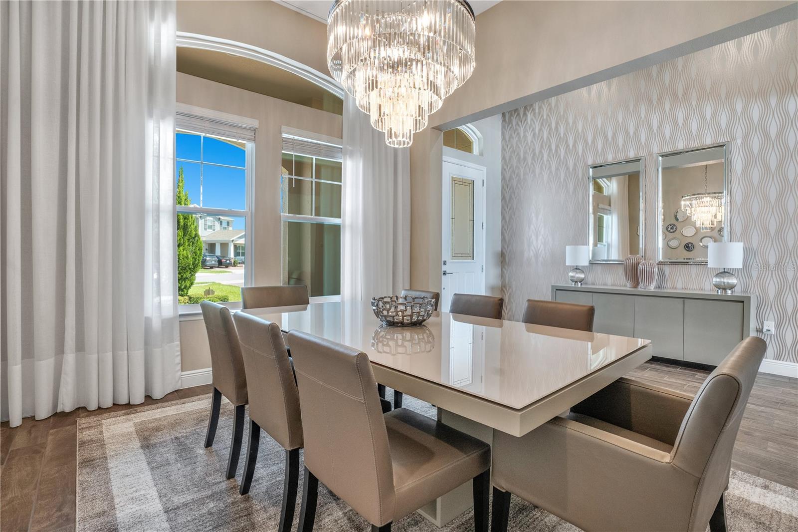 Image 8 of 68 For 15050 Sunstar Way