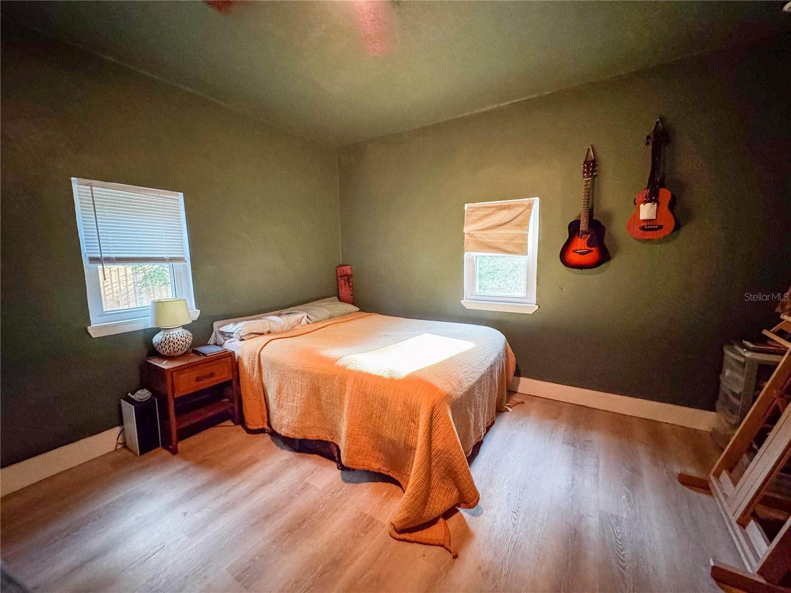 Image 18 of 21 For 112 Avocado Avenue