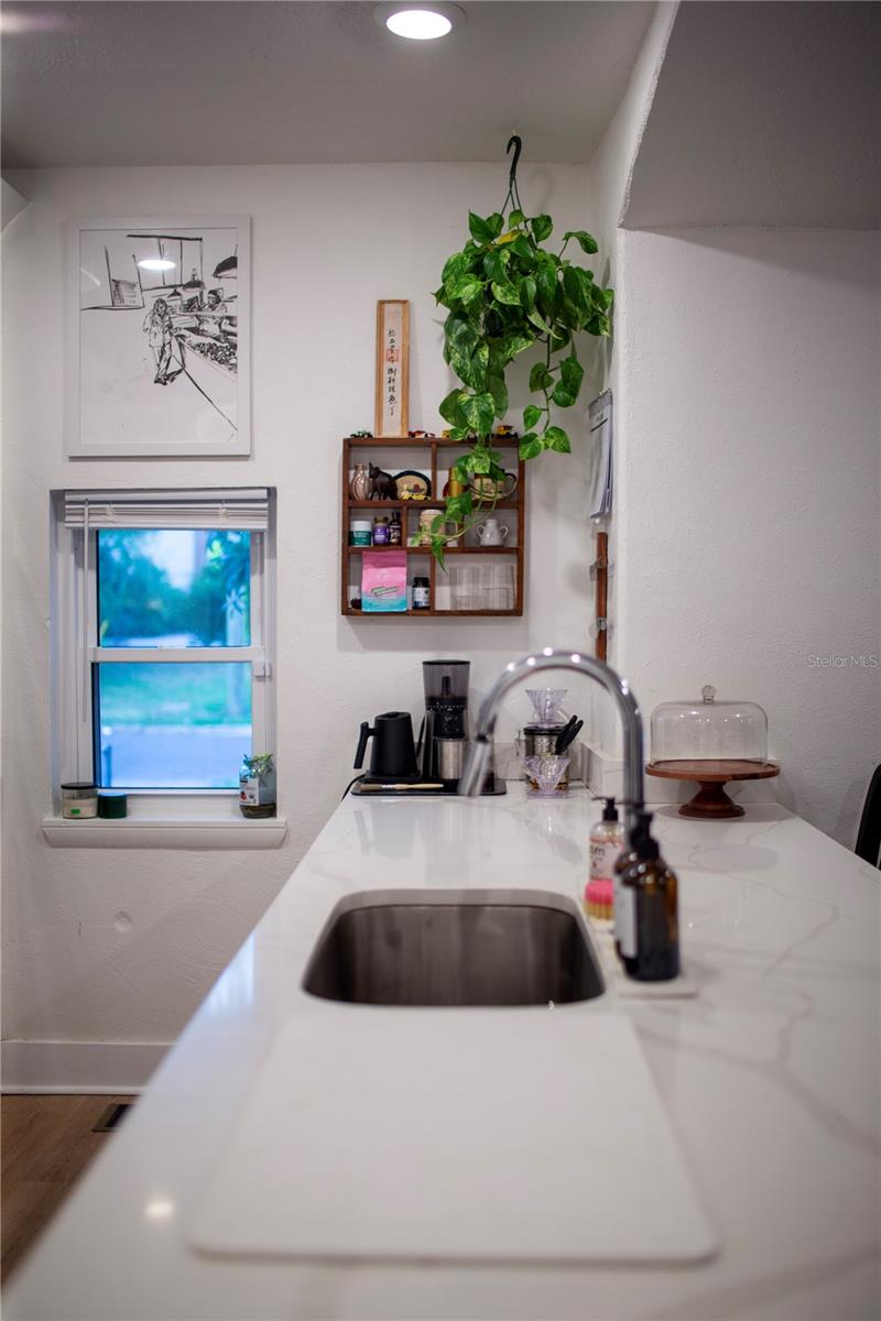 Image 4 of 21 For 112 Avocado Avenue