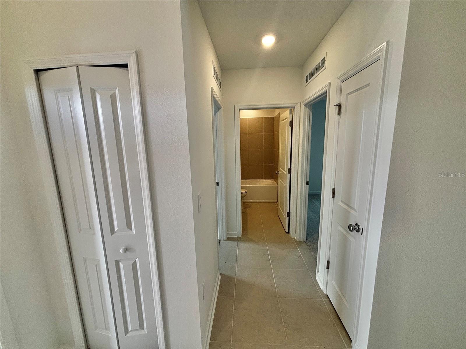 Image 6 of 22 For 4735 Golden Knight Boulevard