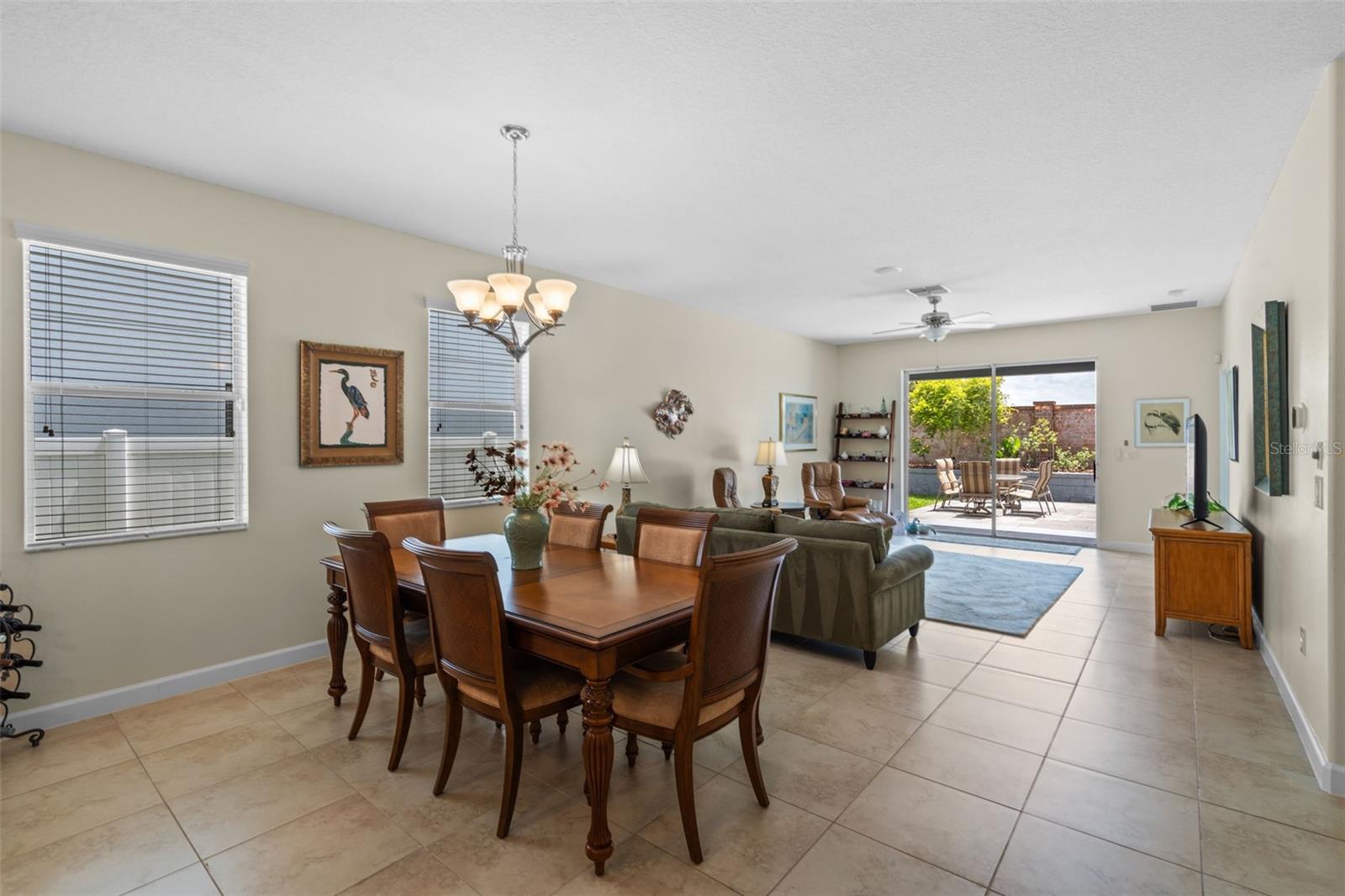 Image 11 of 27 For 2210 Romanum Drive