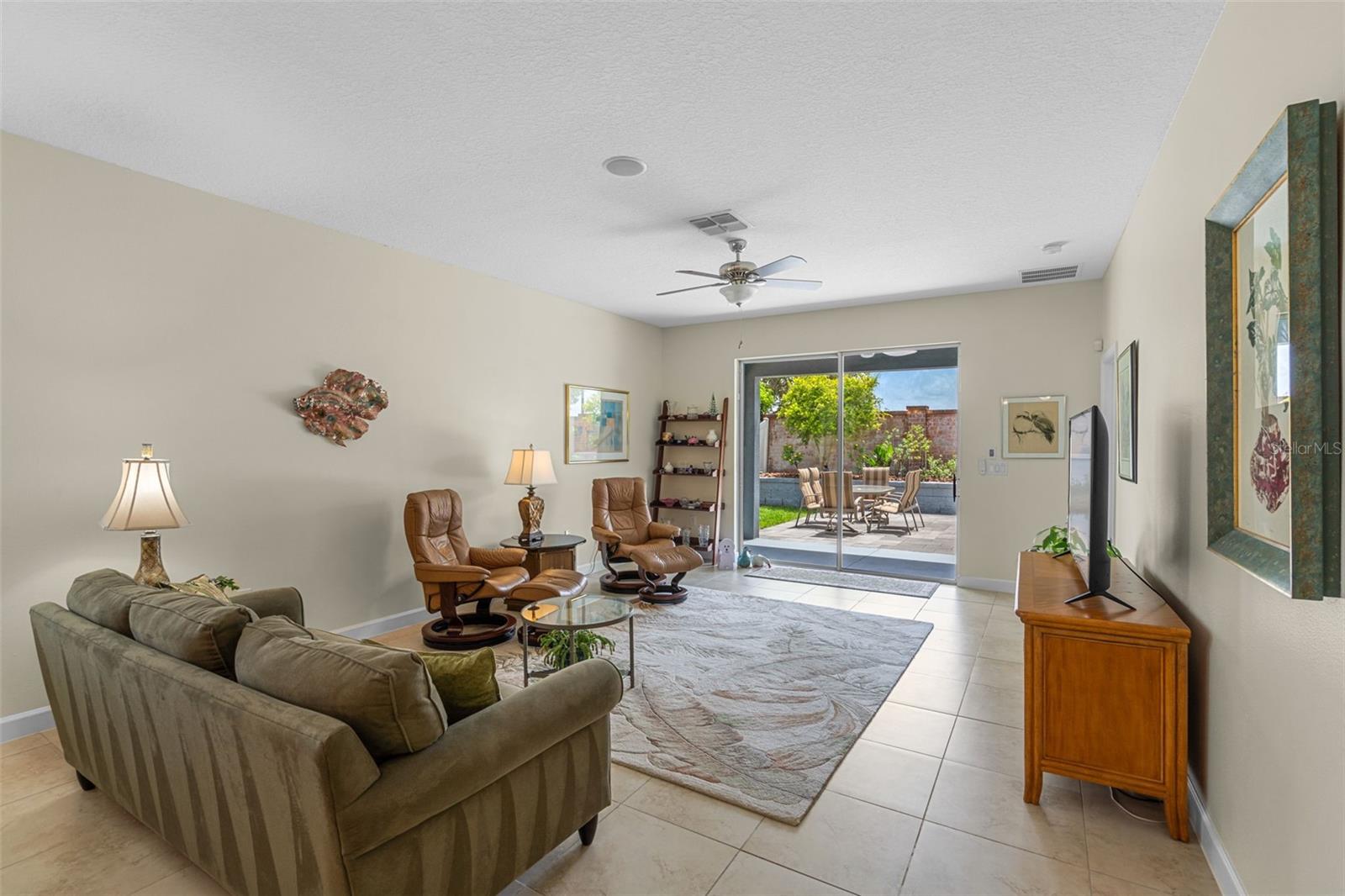 Image 12 of 27 For 2210 Romanum Drive