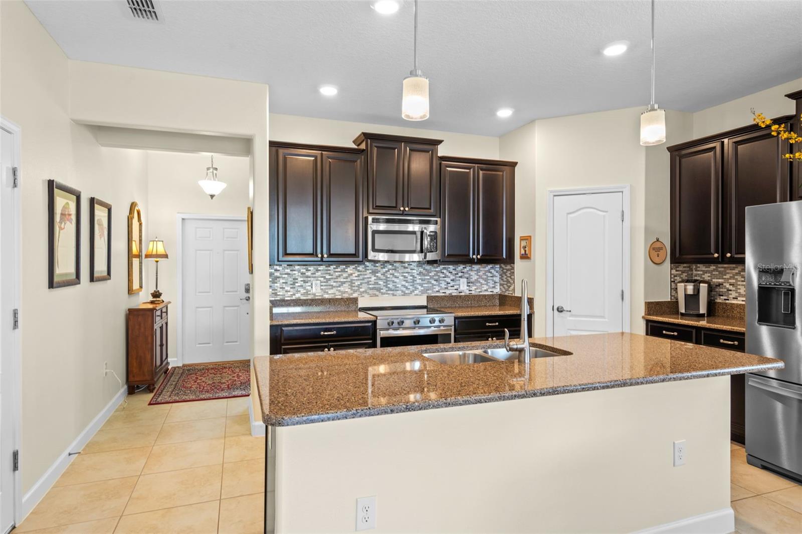 Image 6 of 27 For 2210 Romanum Drive