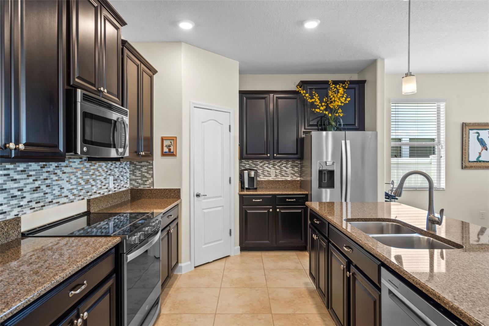 Image 8 of 27 For 2210 Romanum Drive