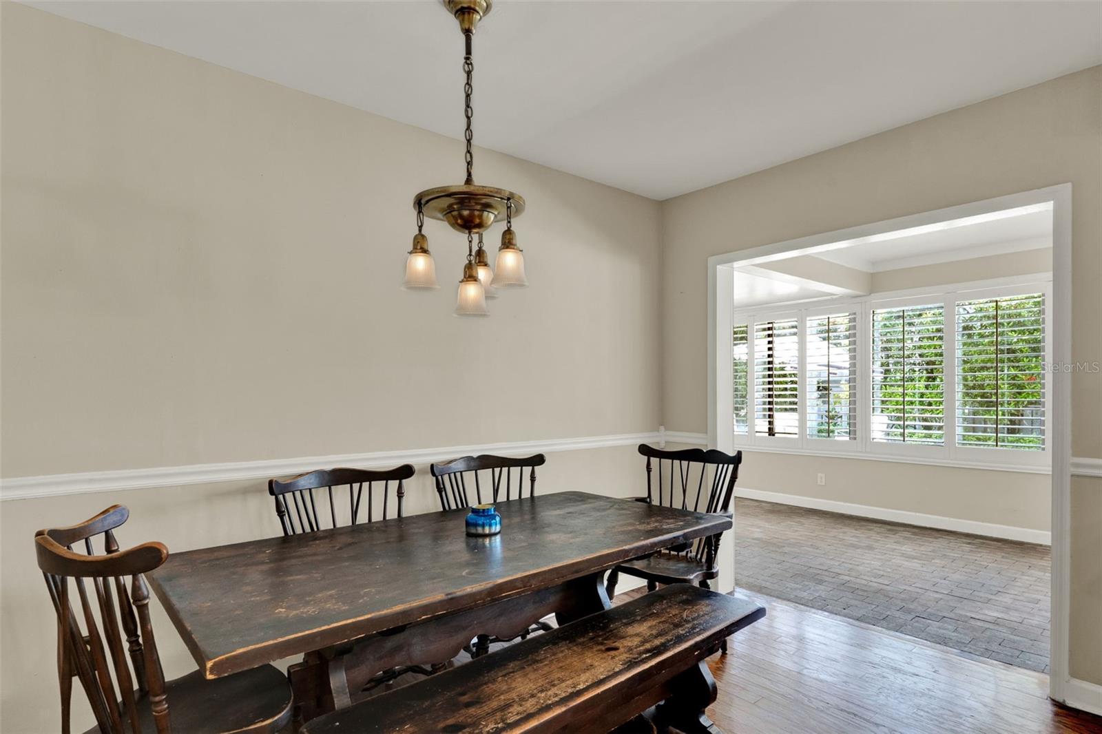 Image 17 of 42 For 991 Hawthorne Cove Court