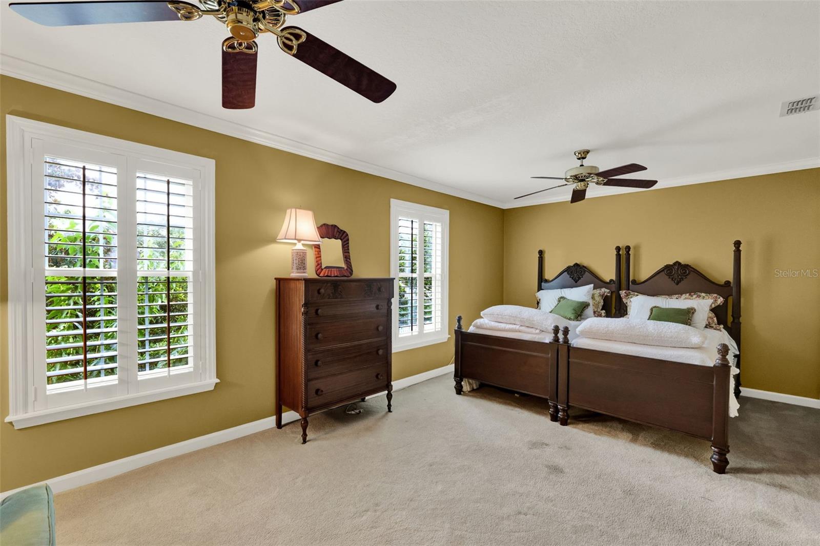 Image 28 of 42 For 991 Hawthorne Cove Court