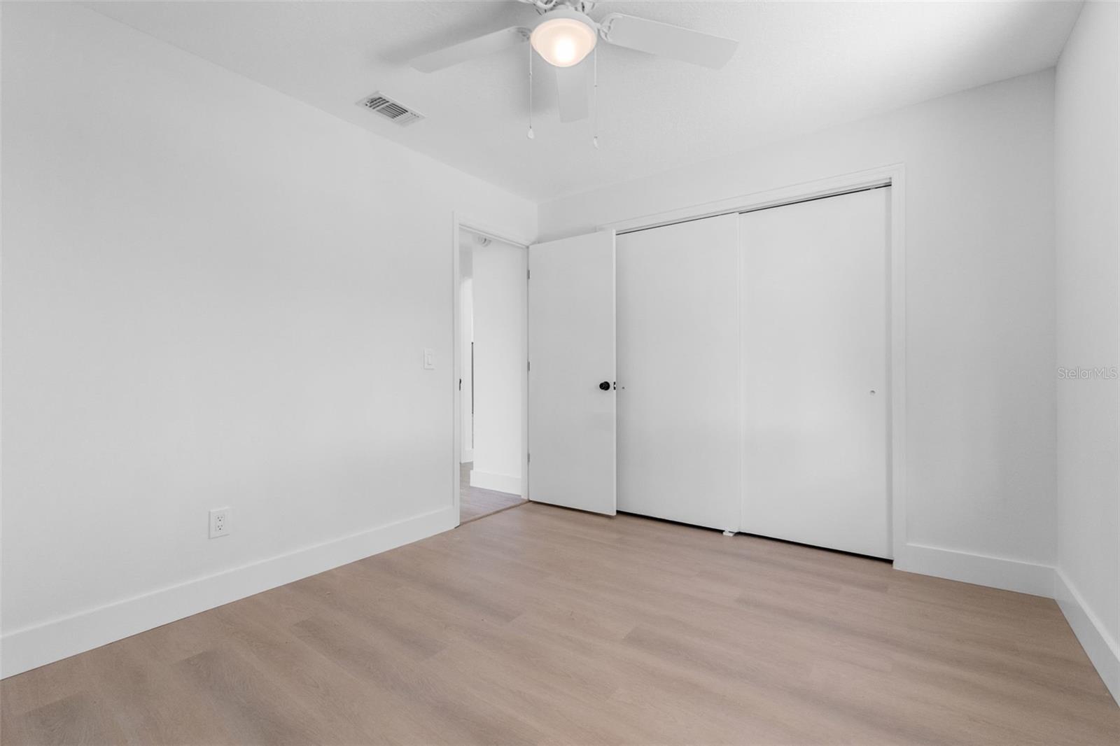 Image 22 of 38 For 826 Long Bay Court