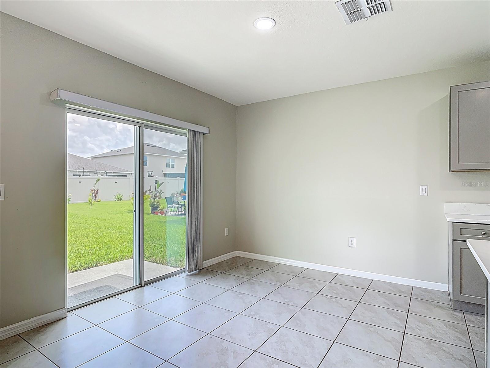 Image 12 of 59 For 3975 Silverstream Terrace