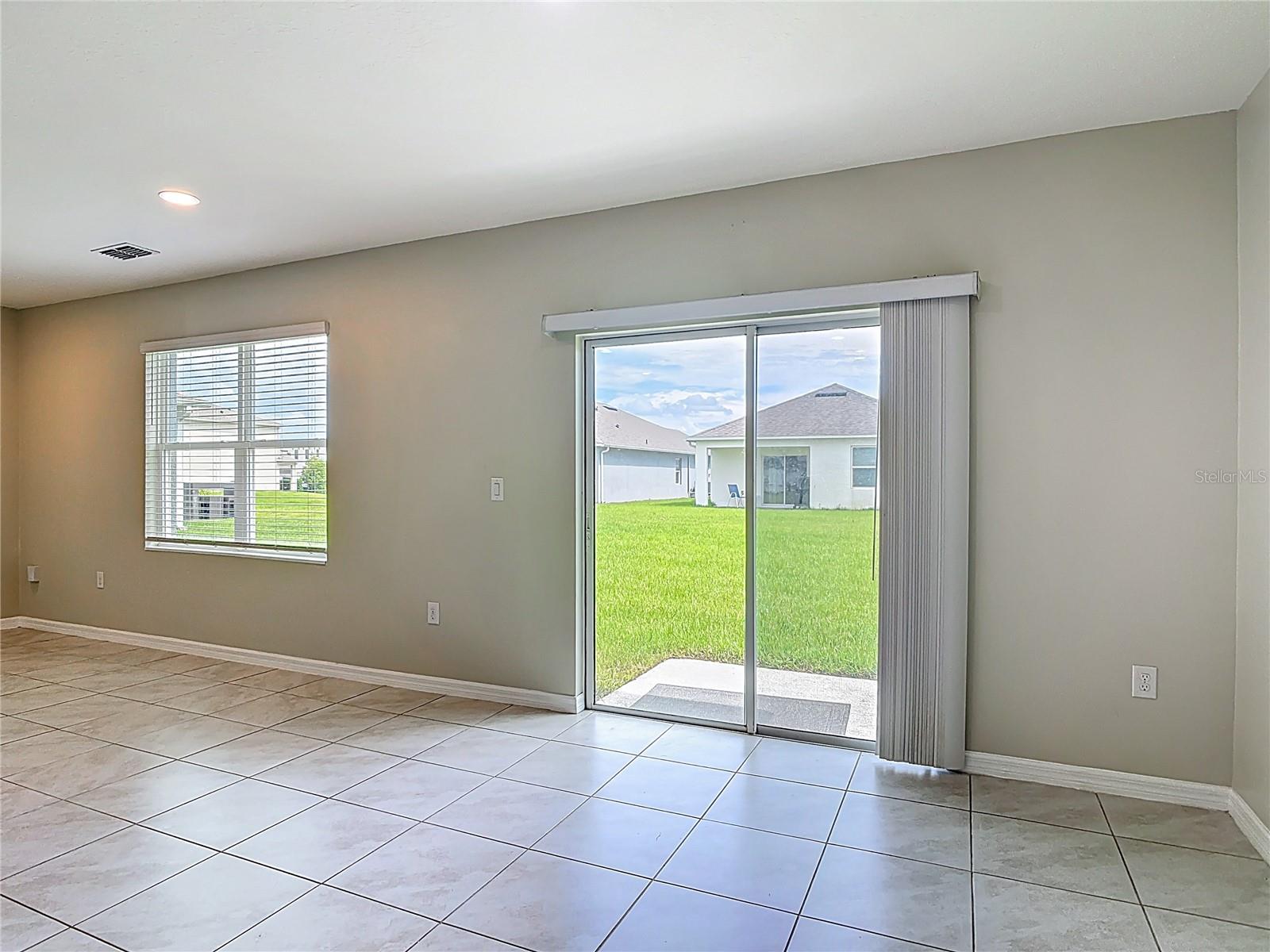 Image 14 of 59 For 3975 Silverstream Terrace