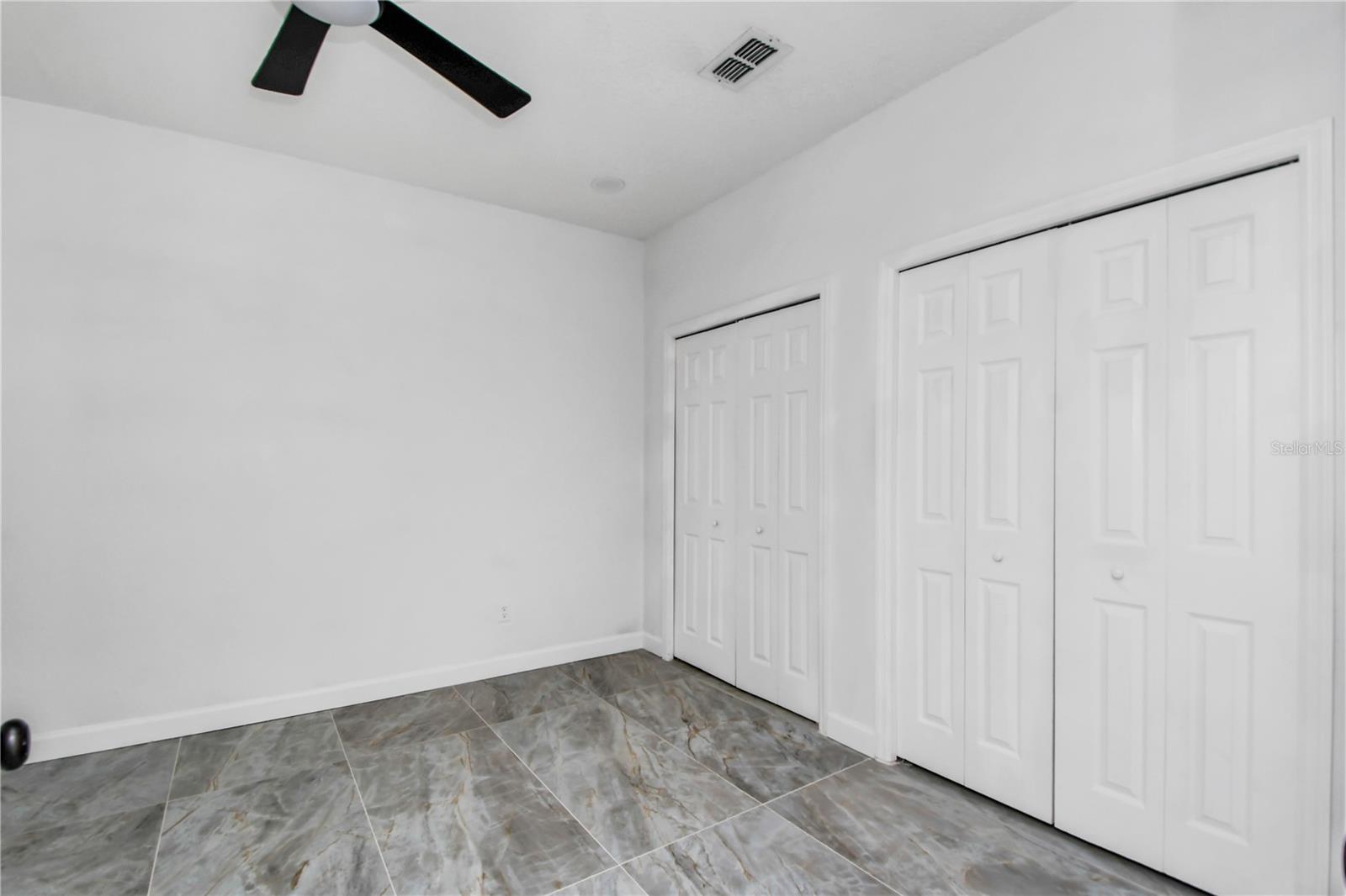 Image 28 of 100 For 3030 Clubview Drive Ge