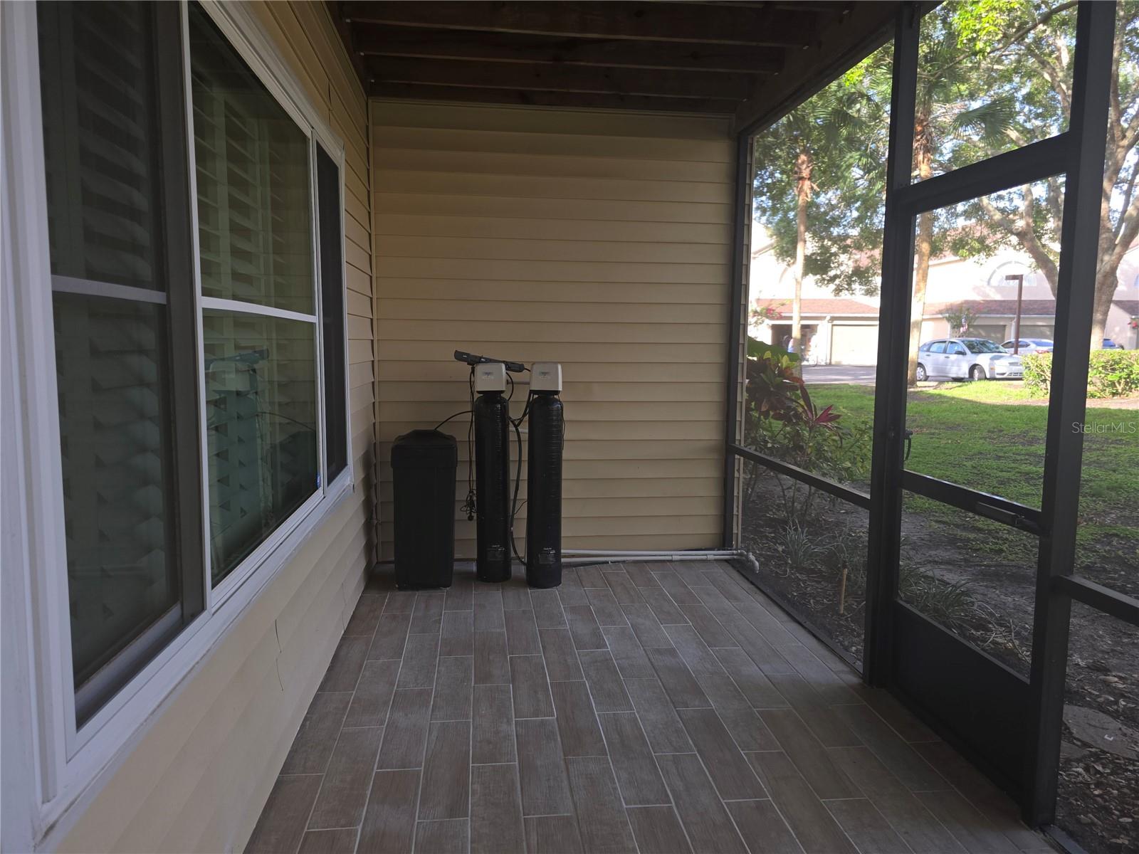 Image 85 of 100 For 3030 Clubview Drive Ge