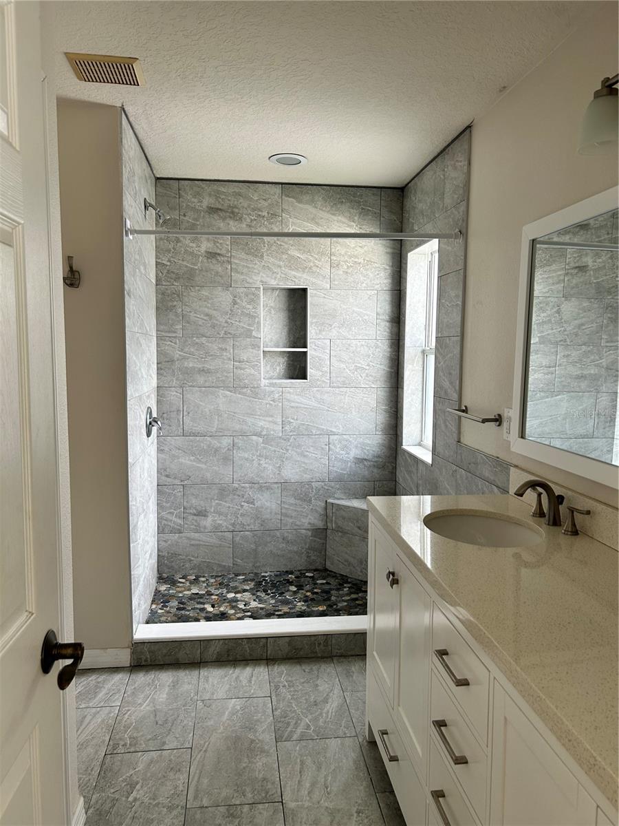 Image 6 of 19 For 14147 Mailer Boulevard
