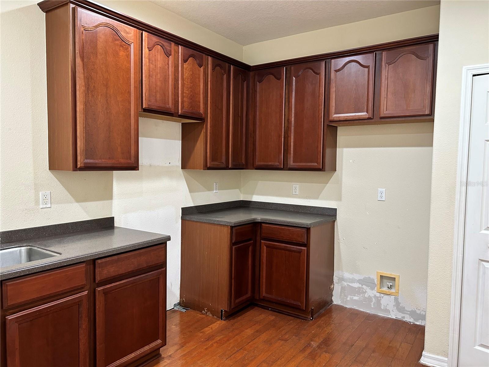 Image 8 of 19 For 14147 Mailer Boulevard