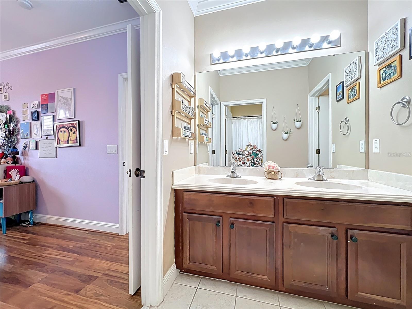 Image 61 of 92 For 4334 Tolkien Street