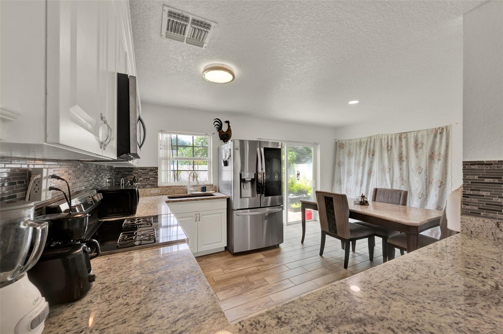 Image 11 of 30 For 7807 Pine Hawk Lane