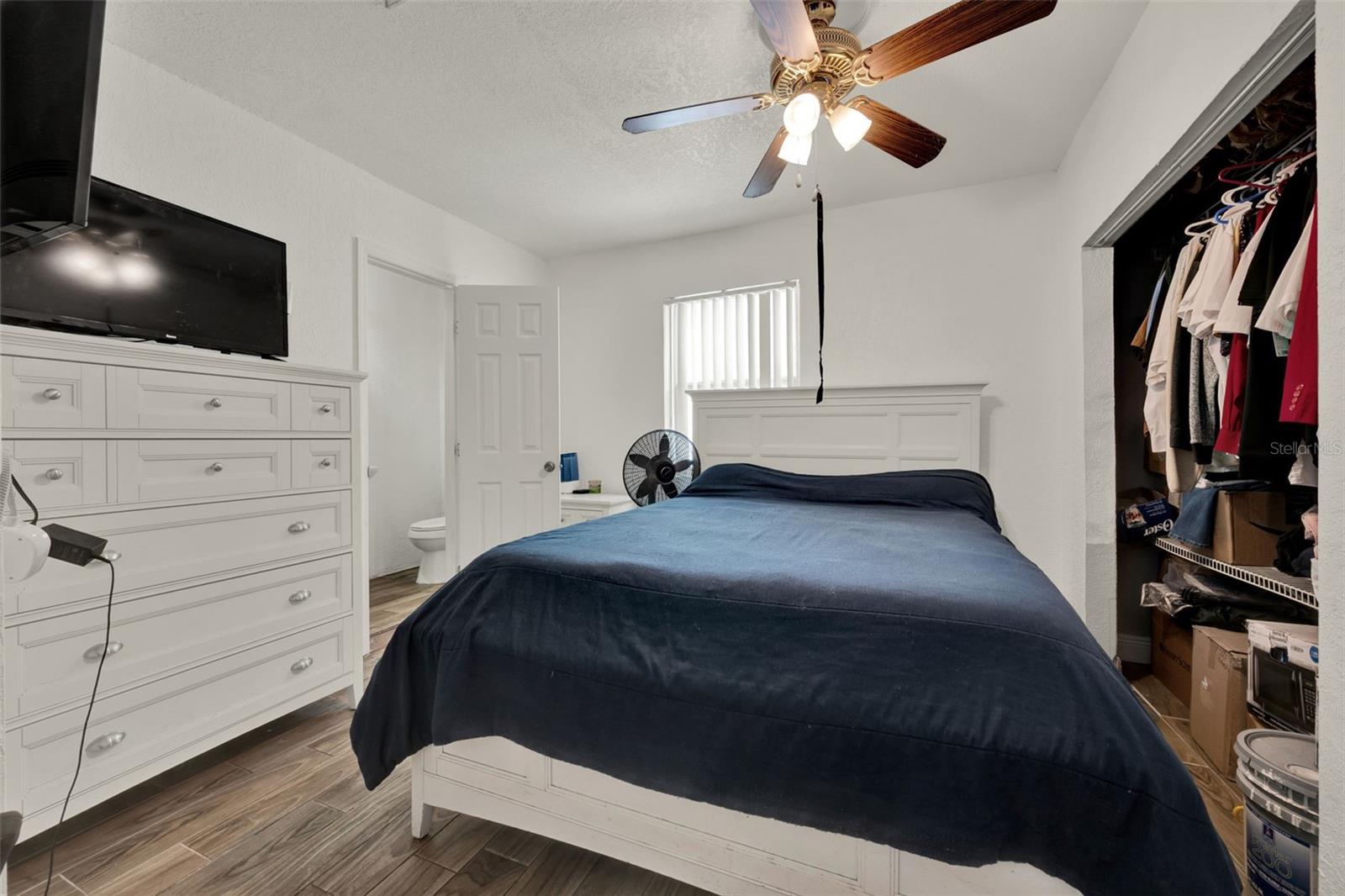 Image 13 of 30 For 7807 Pine Hawk Lane