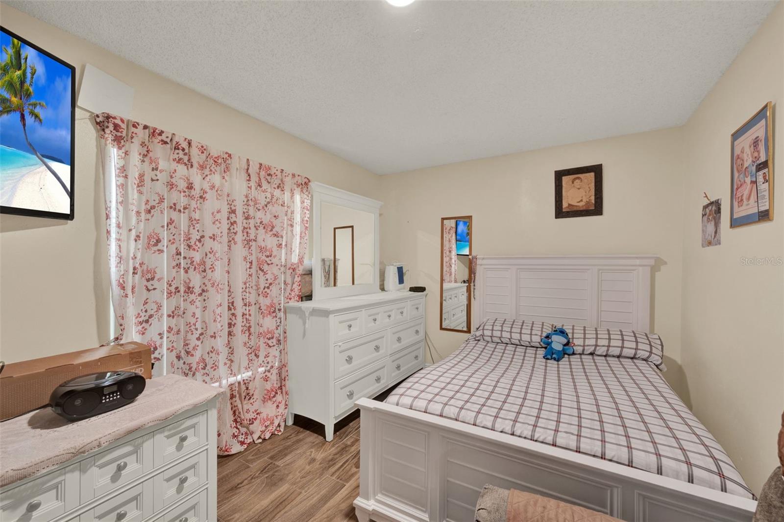 Image 20 of 30 For 7807 Pine Hawk Lane