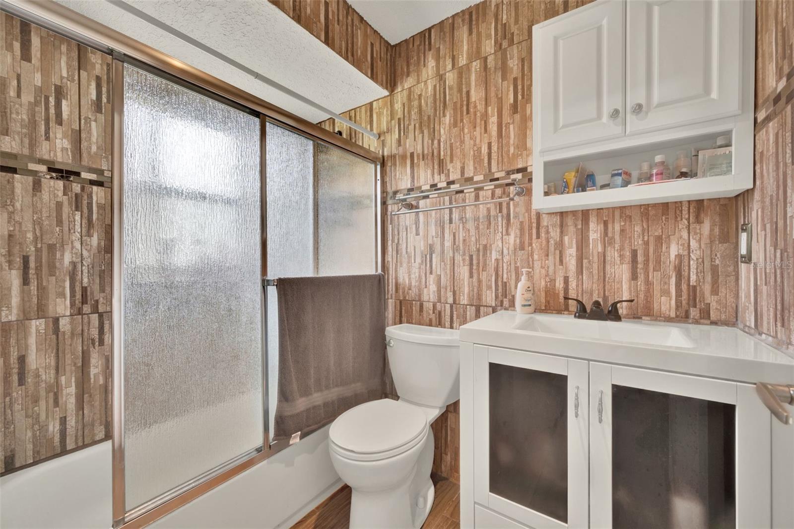 Image 23 of 30 For 7807 Pine Hawk Lane
