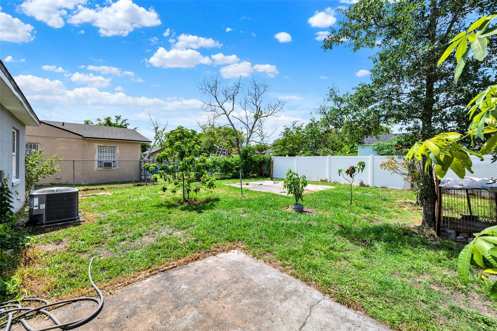 Image 27 of 30 For 7807 Pine Hawk Lane