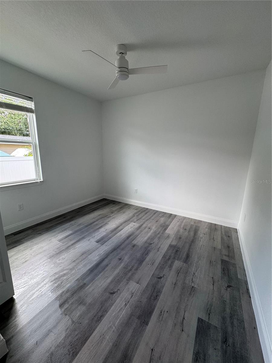 Image 19 of 49 For 1754 35th Street Nw