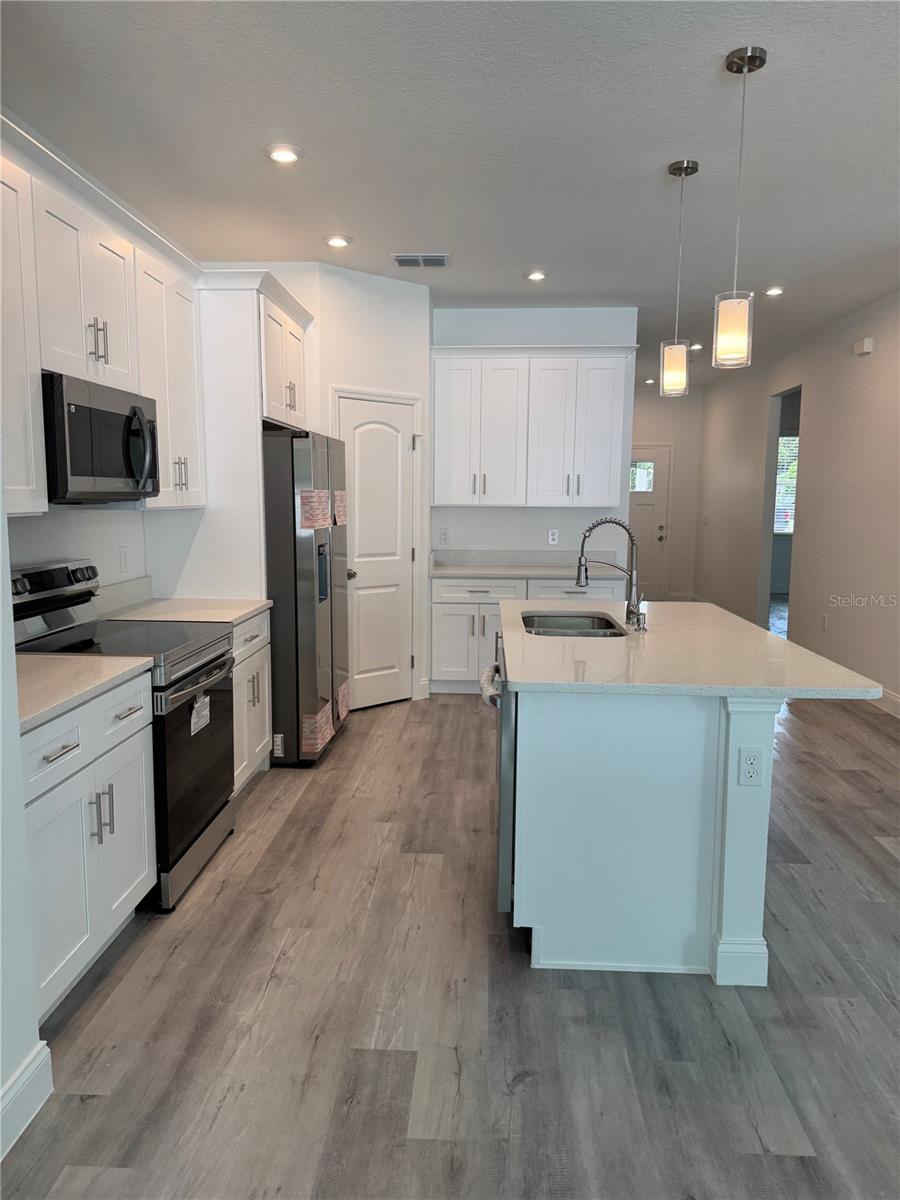 Image 24 of 49 For 1754 35th Street Nw
