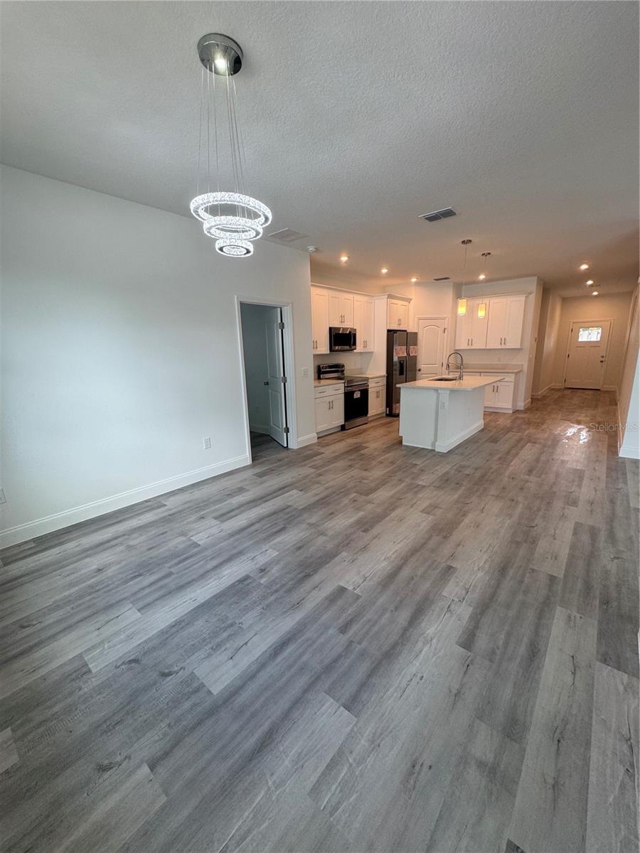 Image 26 of 49 For 1754 35th Street Nw