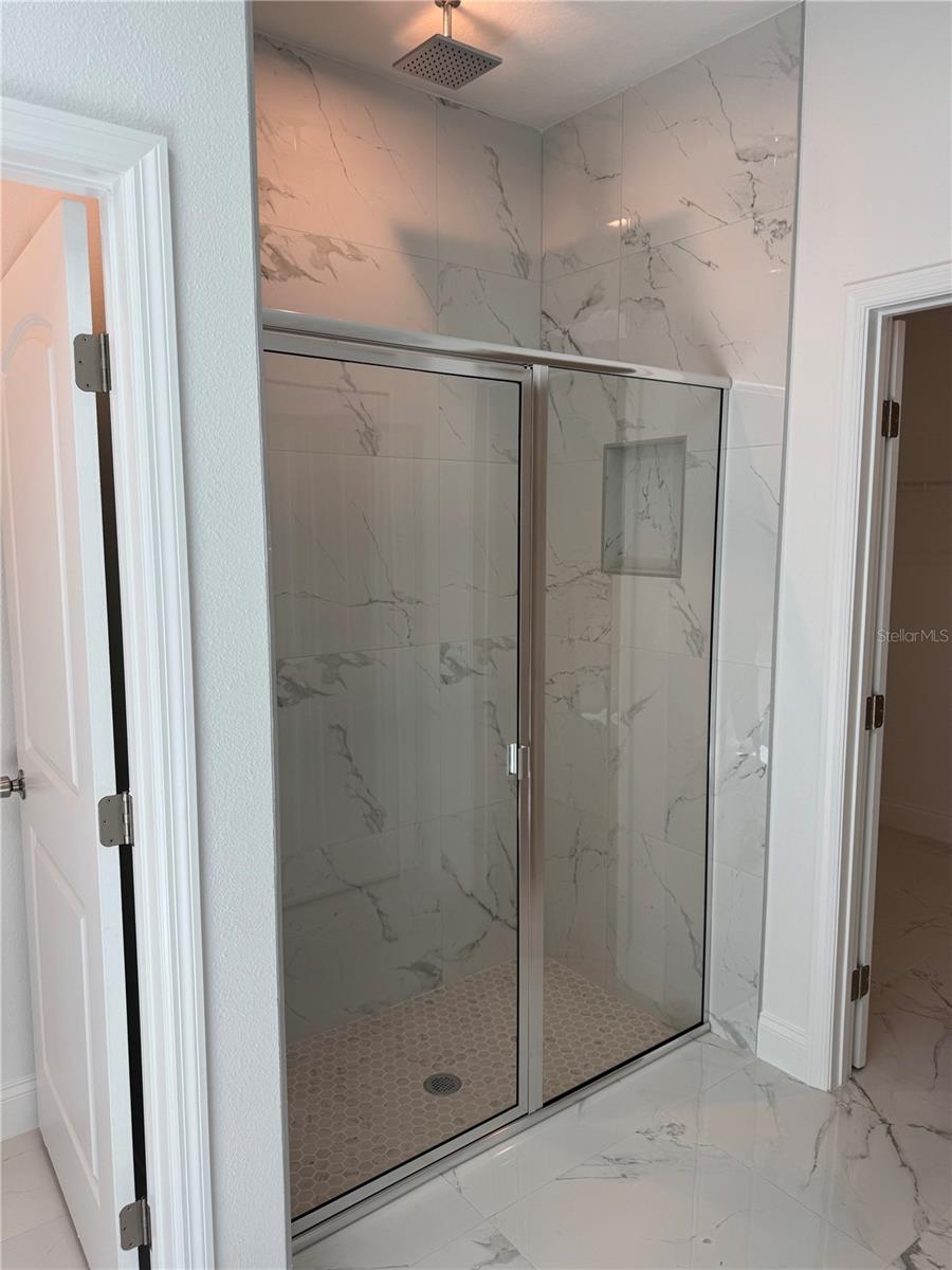 Image 39 of 49 For 1754 35th Street Nw