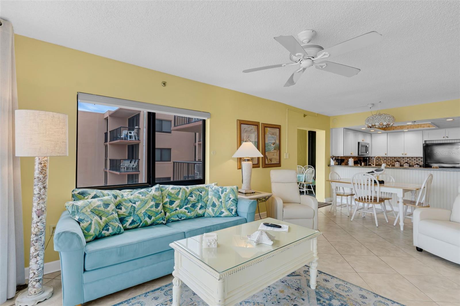 Image 6 of 41 For 4141 Atlantic Avenue 707