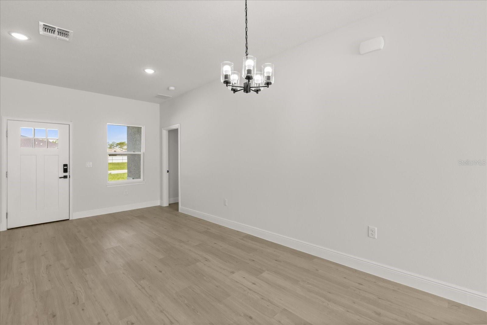 Image 13 of 39 For 14905 39th Circle